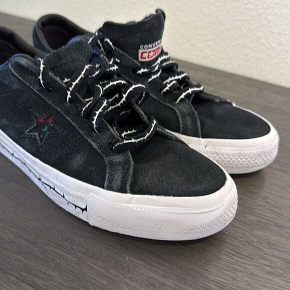 Converse One Star Pro Roses A01579C Black Red Suede Skateboard size 5.5 mens - Picture 7 of 11